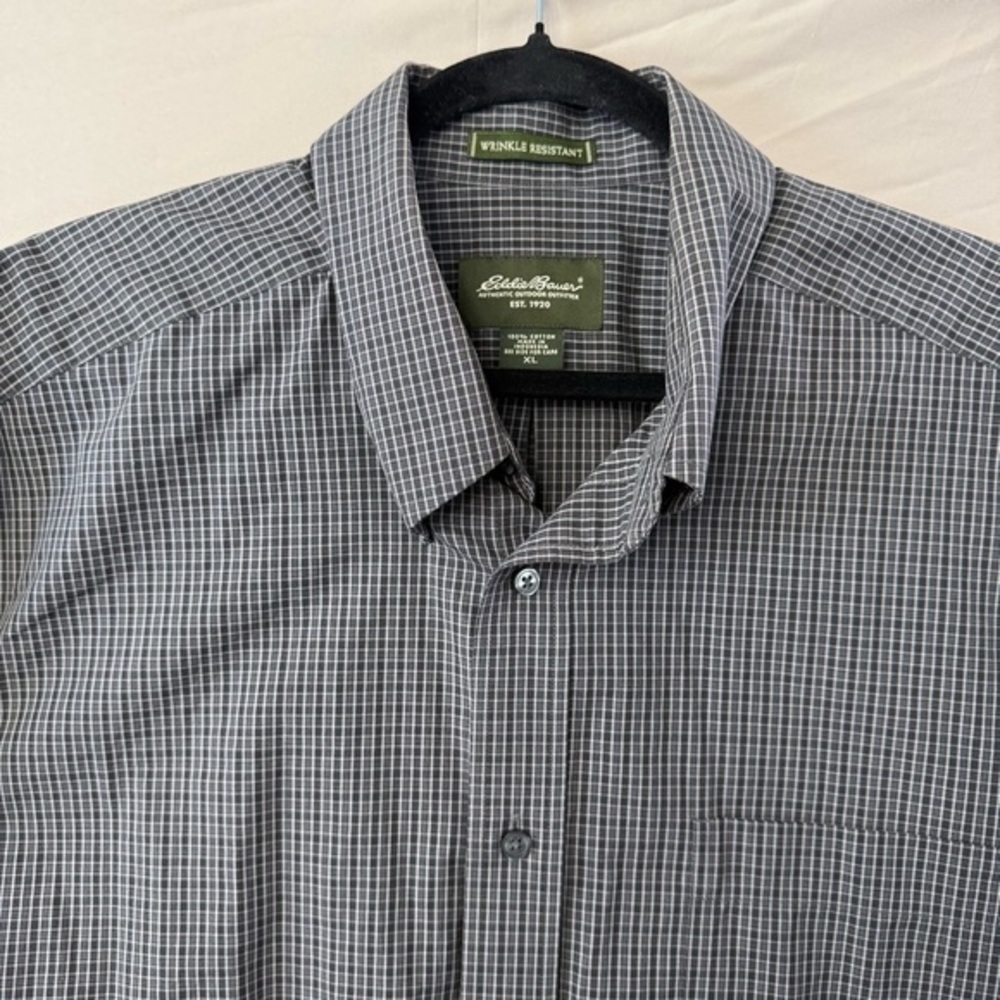Eddie Bauer Men's Long Sleeve 100% Cotton Button Down Shirt, XL - Picture 2 of 5